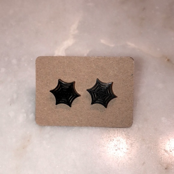 Black Spider Web Earrings - Picture 3 of 4